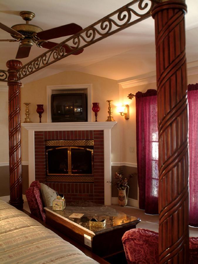 Lake George Boathouse Waterfront Lodging Bolton Landing Eksteriør bilde