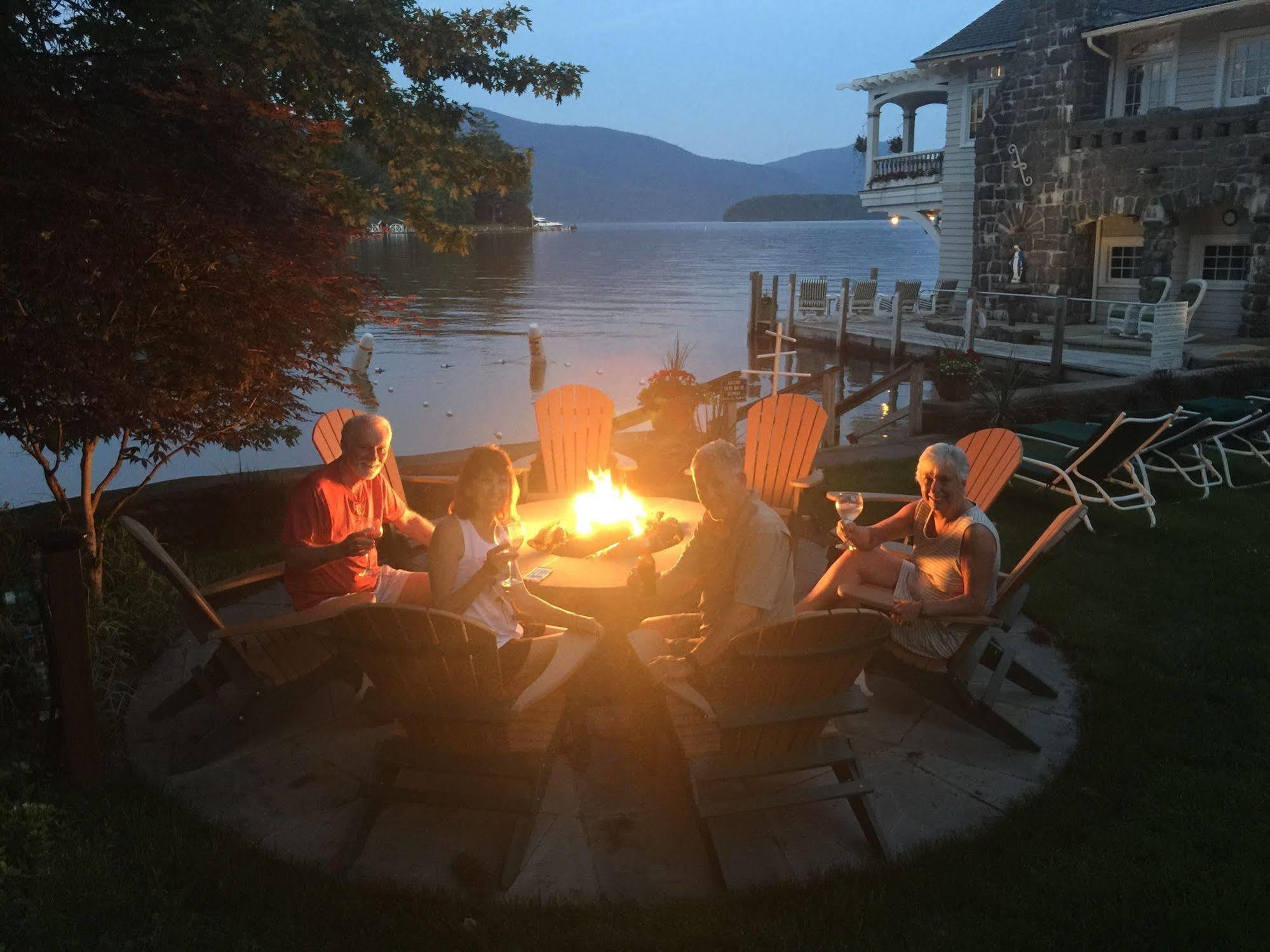 Lake George Boathouse Waterfront Lodging Bolton Landing Eksteriør bilde